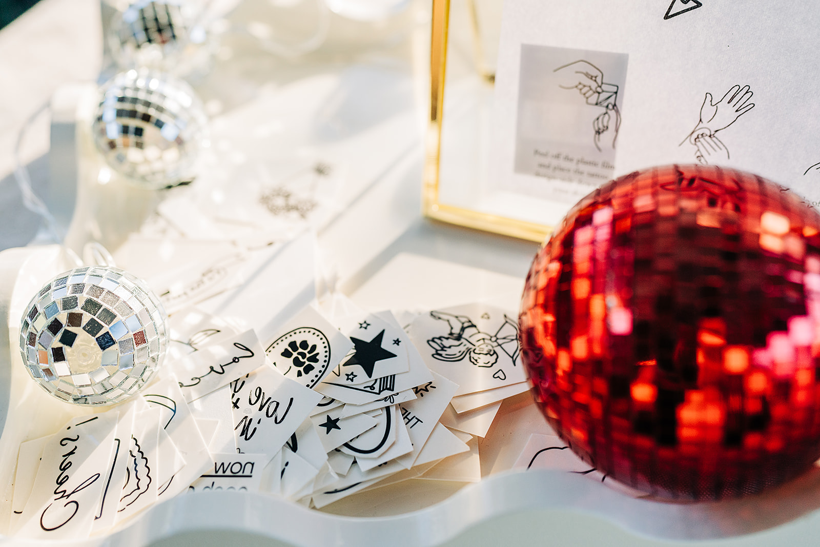 close up of temporary tattoo station