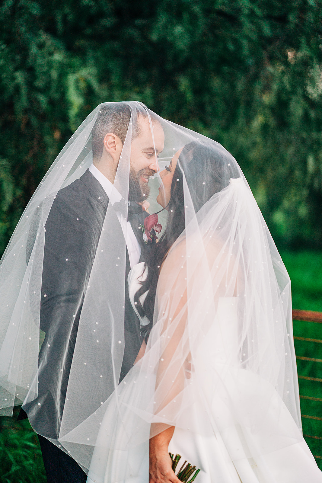 couple under veil
